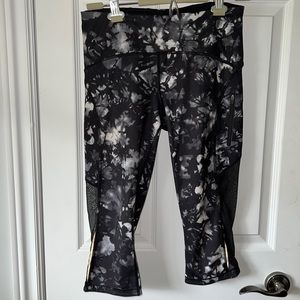 Lululemon Cropped Leggings